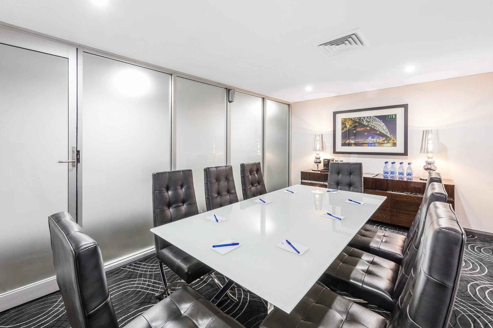 Meriton Suites World Tower, Sidney Exterior foto Boardroom at the Westin
